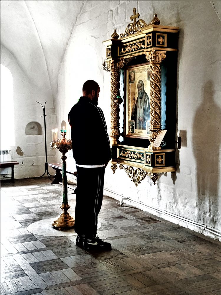 15 января – Предпразднство Богоявления. Преставление, второе обретение мощей преподобного Серафима Саровского, чудотворца.