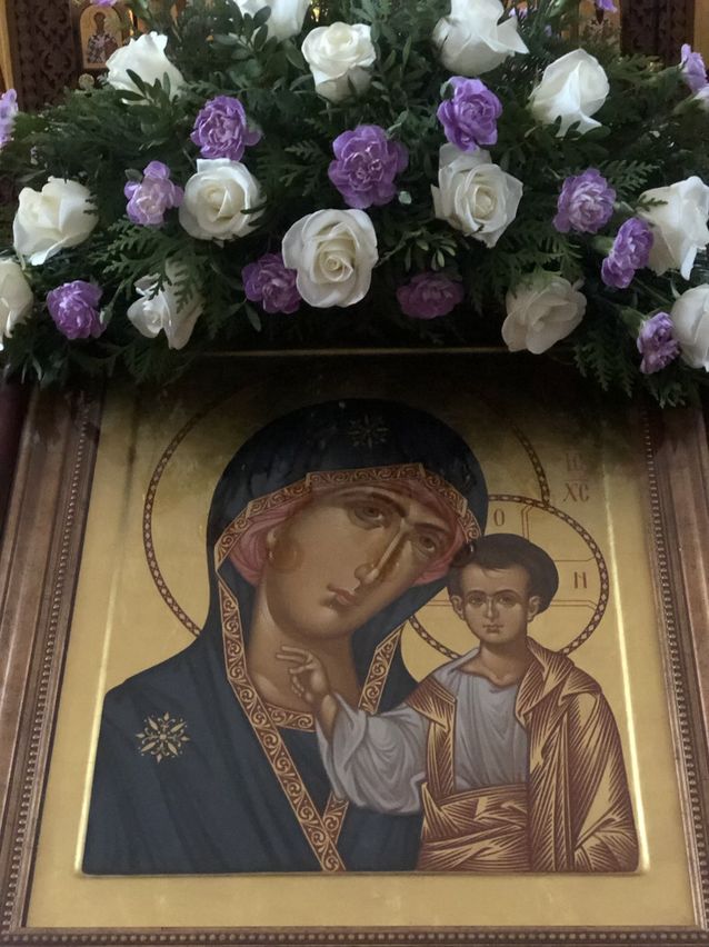 Сердечно поздравляем с праздником Казанской иконы Божией Матери!
